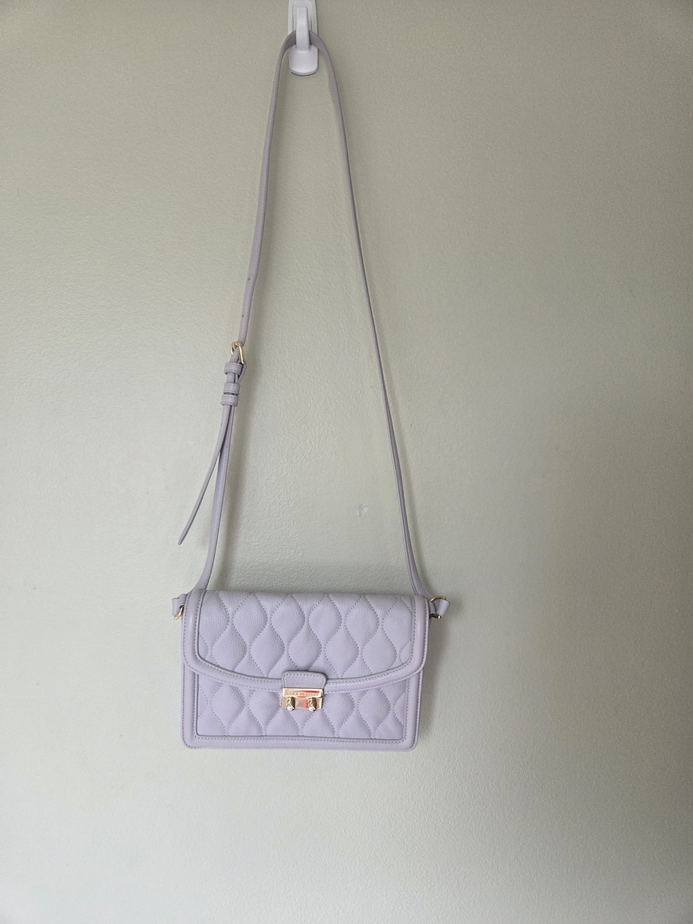 Vera Bradley Quilted Tess Leather Cloud Gray Crossbody with Gold-Tone Lock
